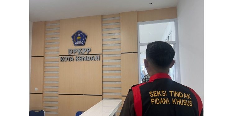 Jaksa Geledah Dinas Perumahan Kota Kendari