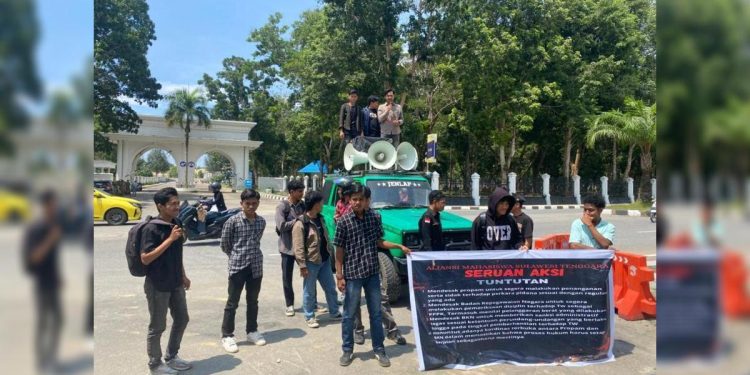 Dugaan Skandal Istri Brimob dan Oknum TNI: AMS Sultra Gruduk BKD dan Polda, Tuntut Pemecatan